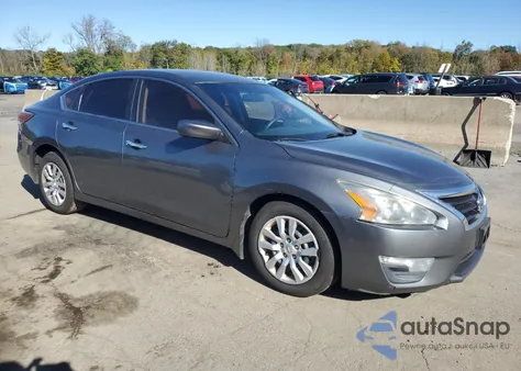 2015 Nissan Altima 2.5 z USA, uszkodzony, nr VIN 1N4AL3AP2FN873582